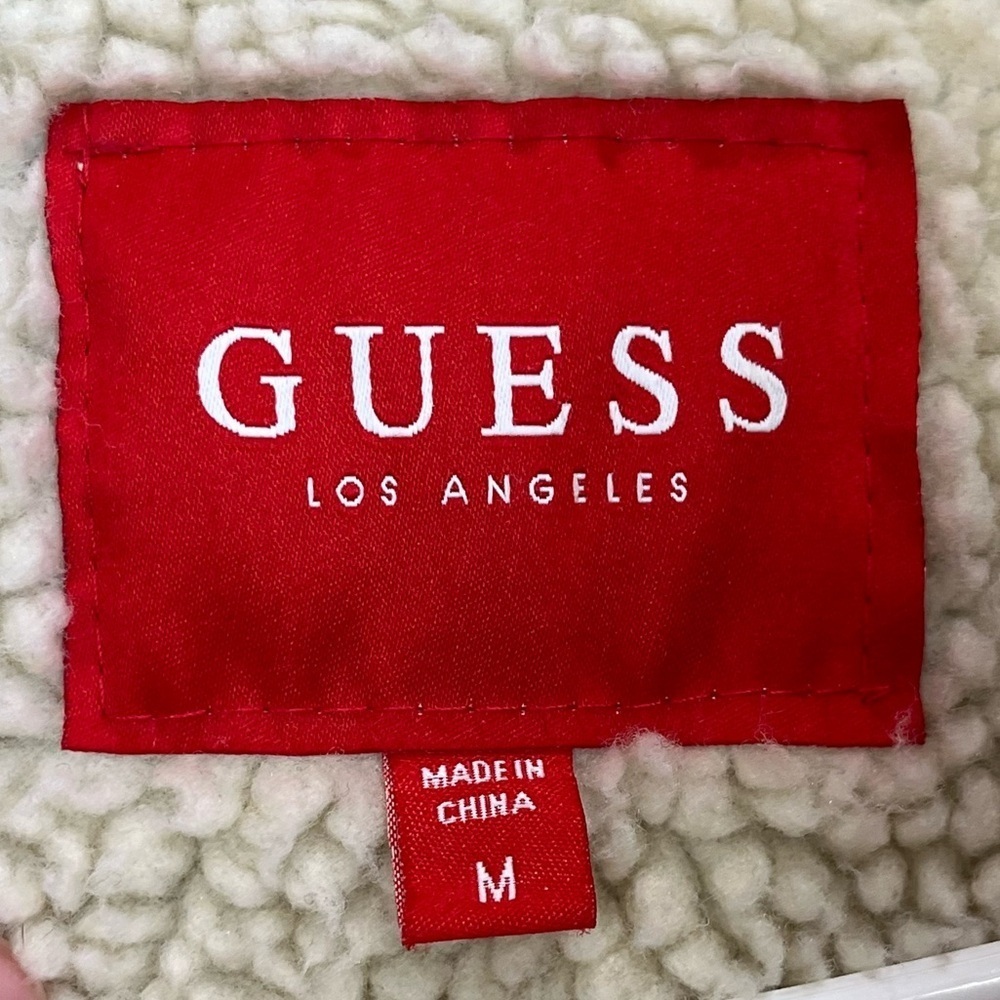 Guess Fleece Lined Denim Trucker Jacket Sz M Jeans Boho Light Wash Unisex - Picture 3 of 16